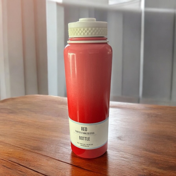 Cambridge Other - CAMBRIDGE 40 0z Painted Stainless Steel 
Bottle/ Thermas